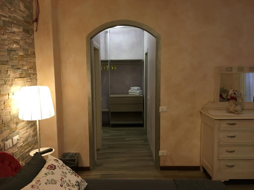 Dimora Del Riccio Hotel Бергамо Стая снимка